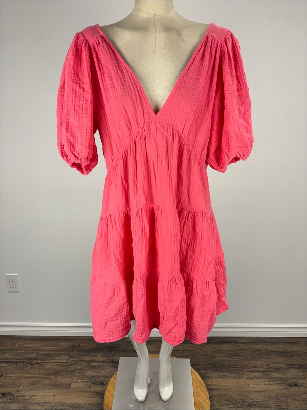 XiRENA Hot Pink Cotton Gauze Nissa Mini Dress Open Back L Ruffle Tiered